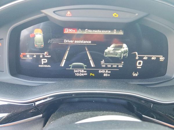 2023 AUDI Q7 quattro Premium Plus