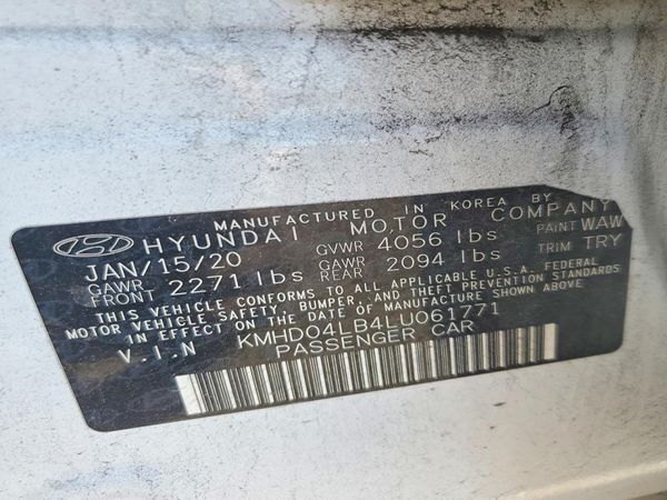 2020 HYUNDAI ELANTRA
