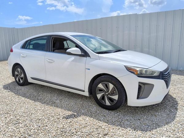 2019 HYUNDAI IONIQ SEL (HEV)