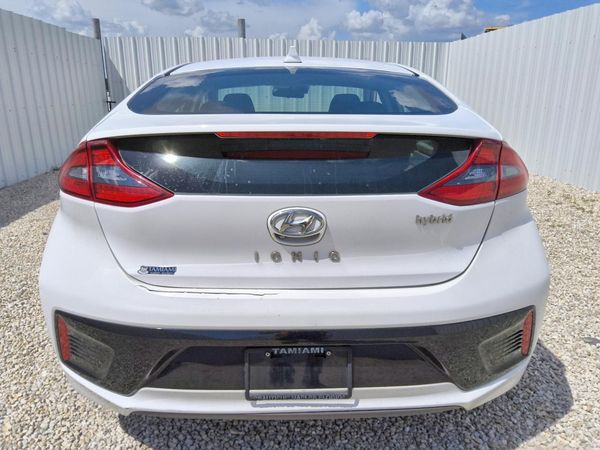 2019 HYUNDAI IONIQ SEL (HEV)