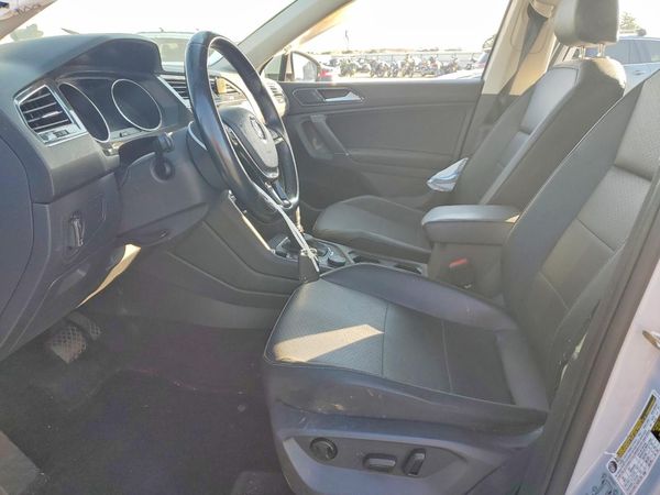 2018 VOLKSWAGEN TIGUAN SE, 4Motion SEL