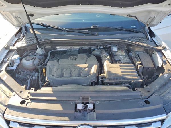 2018 VOLKSWAGEN TIGUAN SE, 4Motion SEL