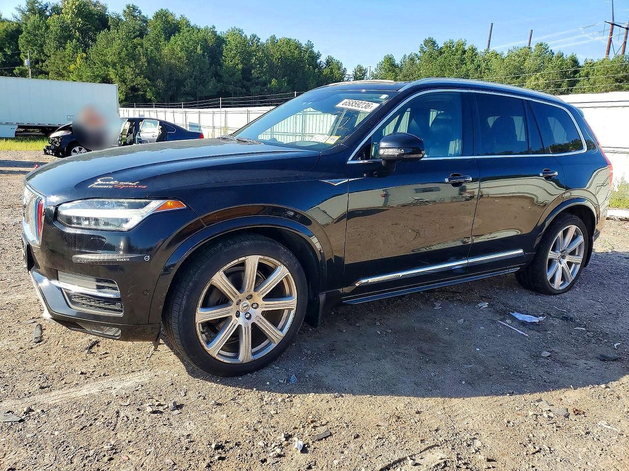 2016 VOLVO XC90