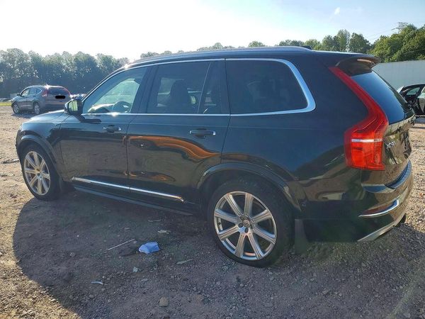 2016 VOLVO XC90
