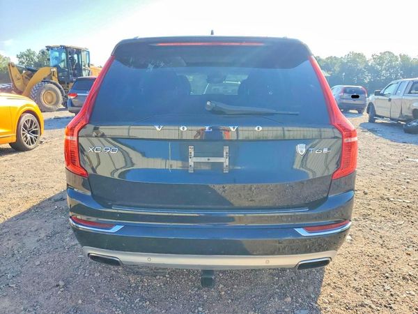 2016 VOLVO XC90