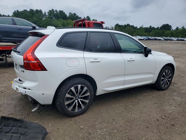 2024 VOLVO XC60