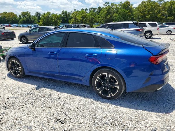 2022 KIA K5