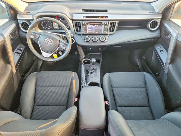 2018 TOYOTA RAV4 LE