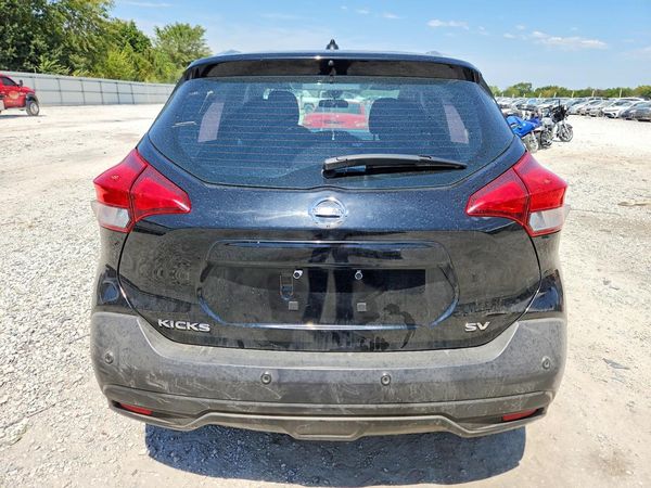 2020 NISSAN KICKS