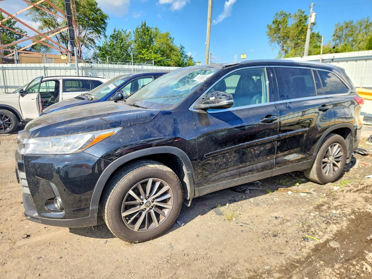 2019 TOYOTA HIGHLANDER SE/XLE