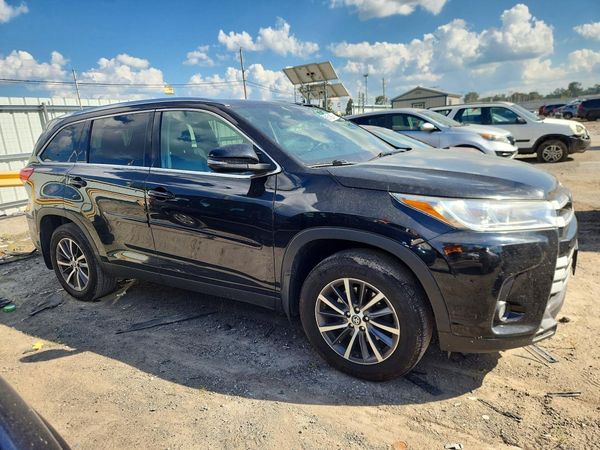 2019 TOYOTA HIGHLANDER SE/XLE