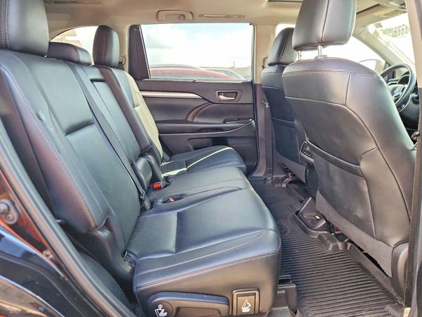 2019 TOYOTA HIGHLANDER SE/XLE