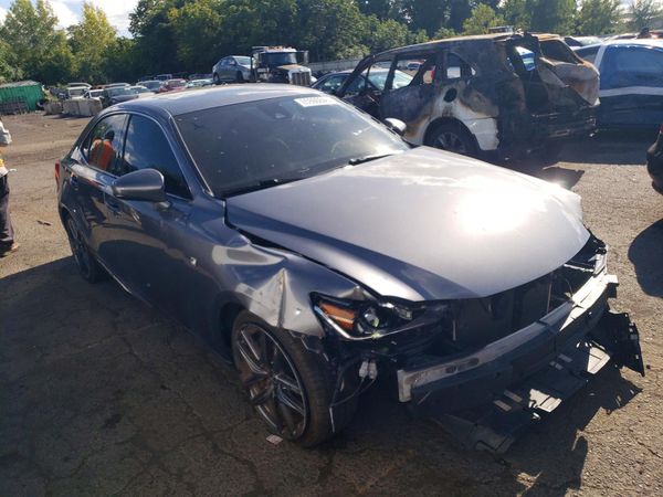 2018 LEXUS IS