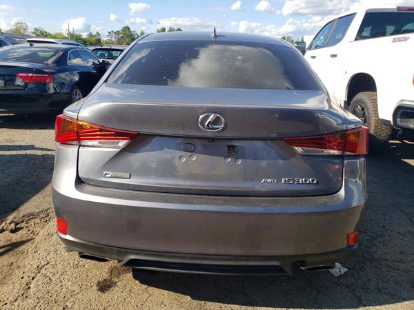 2018 LEXUS IS