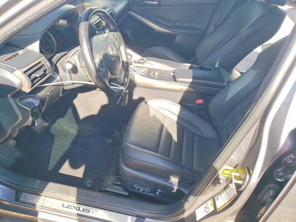 2018 LEXUS IS