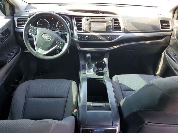 2016 TOYOTA HIGHLANDER