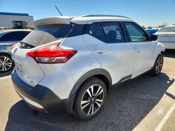 2019 NISSAN KICKS