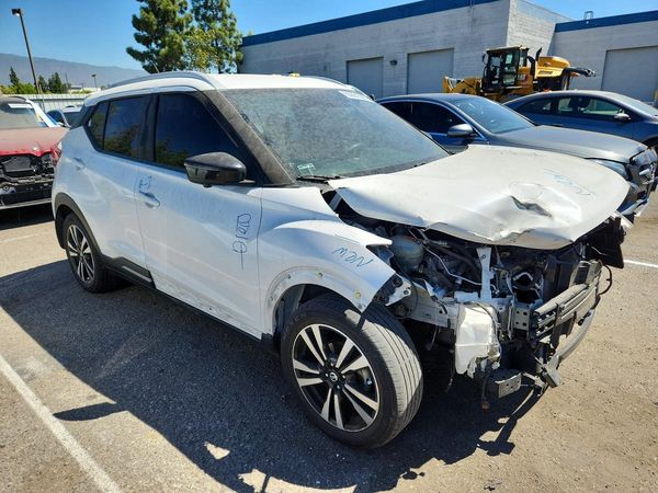 2019 NISSAN KICKS