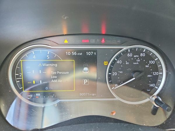 2019 NISSAN KICKS