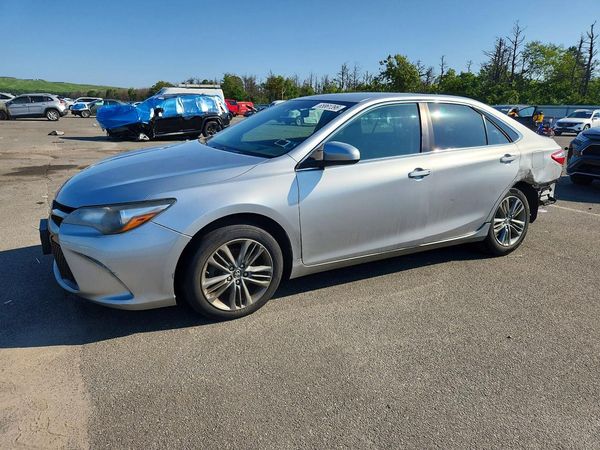 2017 TOYOTA CAMRY