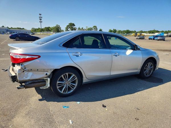 2017 TOYOTA CAMRY