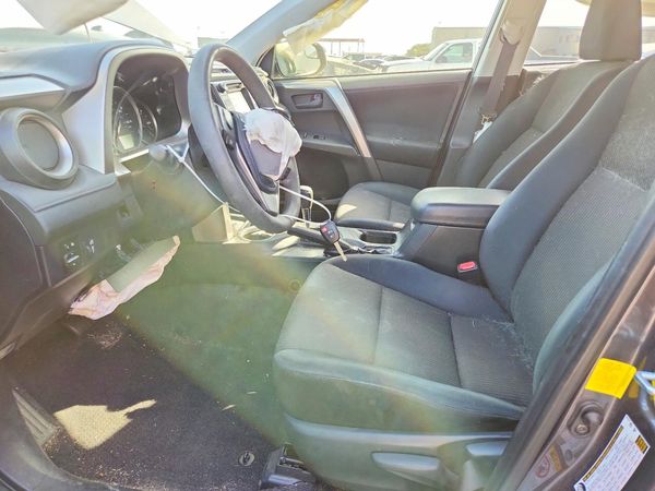 2016 TOYOTA RAV4 LE (X Grade)