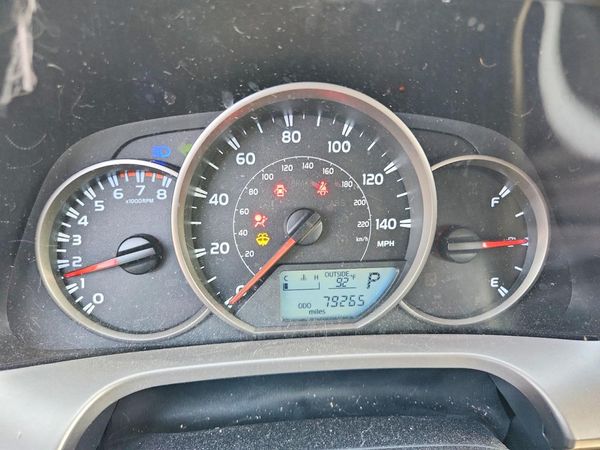 2016 TOYOTA RAV4 LE (X Grade)