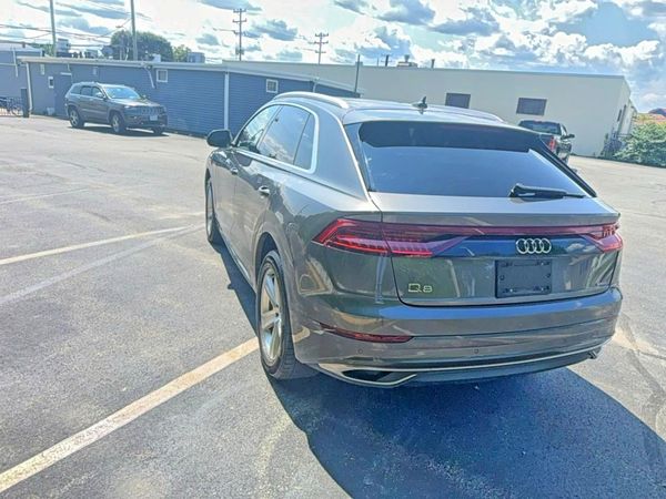2019 AUDI Q8 Premium
