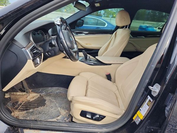2018 BMW 530E