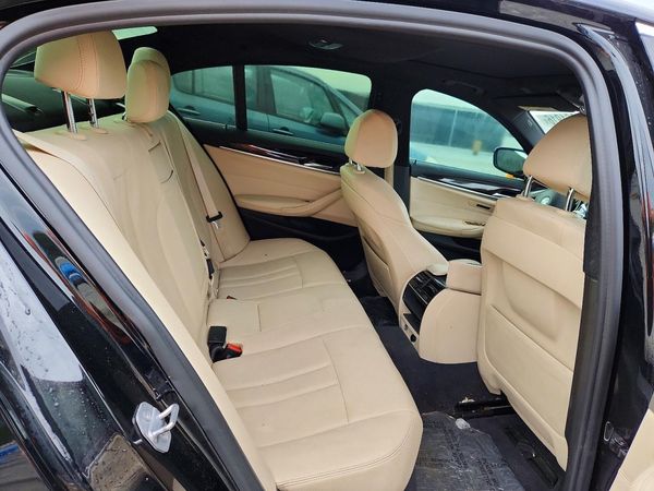 2018 BMW 530E
