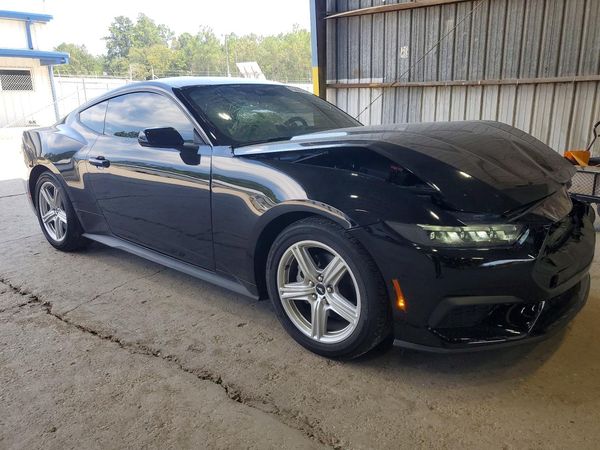 2026 FORD MUSTANG