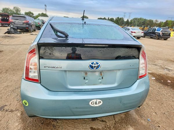 2013 TOYOTA PRIUS