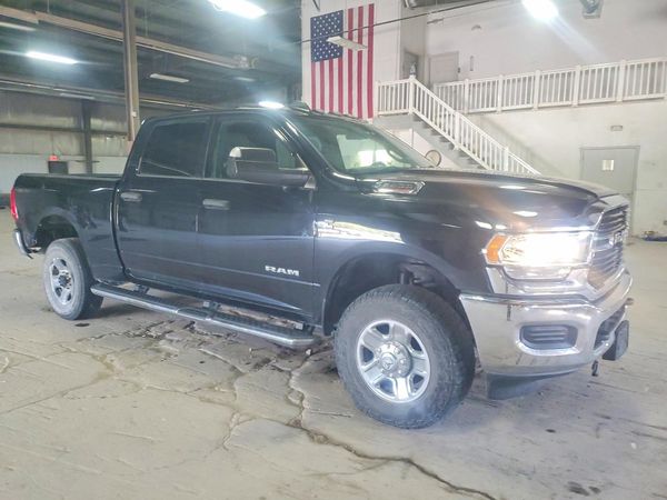 2021 RAM 3500 TRADESMAN CREW CAB 4X4