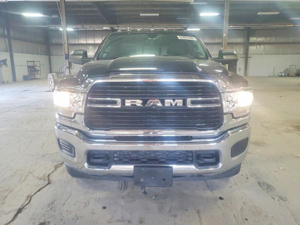 2021 RAM 3500 TRADESMAN CREW CAB 4X4