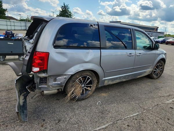 2015 DODGE GRAND CARAVAN SE — PSRA
