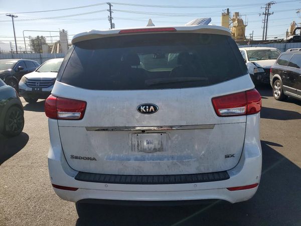 2015 KIA SEDONA GLS - Middle level