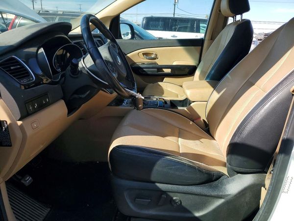 2015 KIA SEDONA GLS - Middle level