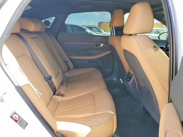 2022 HYUNDAI SONATA Limited
