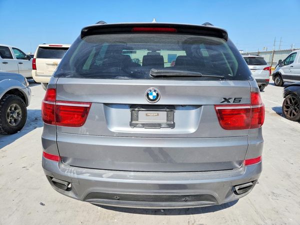 2013 BMW X5 xDrive50i
