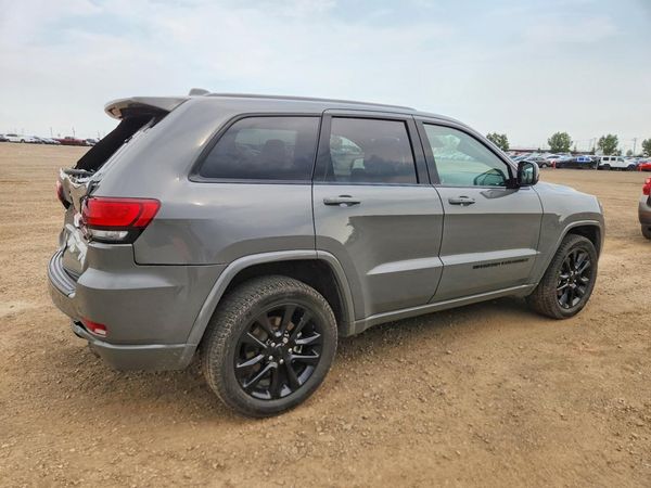 2022 JEEP GRAND CHEROKEE WK LAREDO 4X4