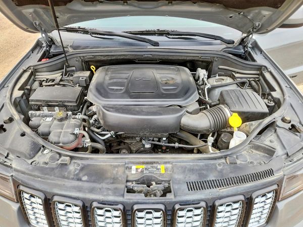 2022 JEEP GRAND CHEROKEE WK LAREDO 4X4