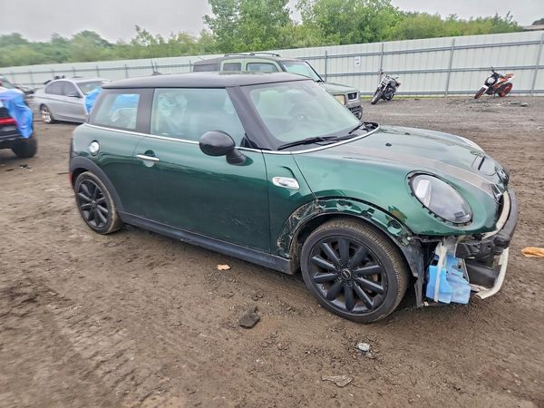 2019 MINI COOPER