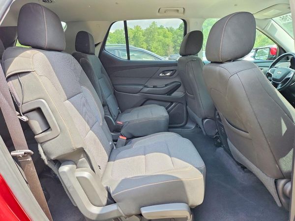 2020 CHEVROLET TRAVERSE LT