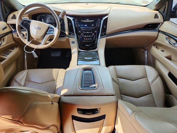 2019 CADILLAC ESCALADE