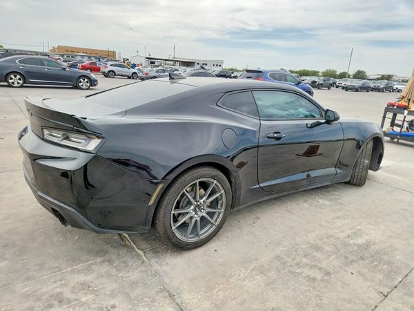 2017 CHEVROLET CAMARO 1LT