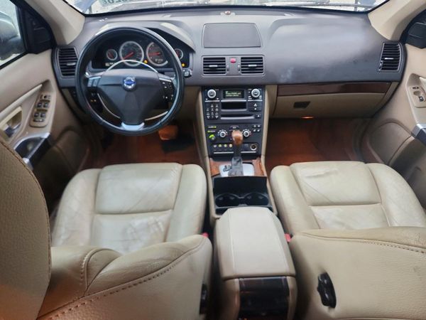 2014 VOLVO XC90