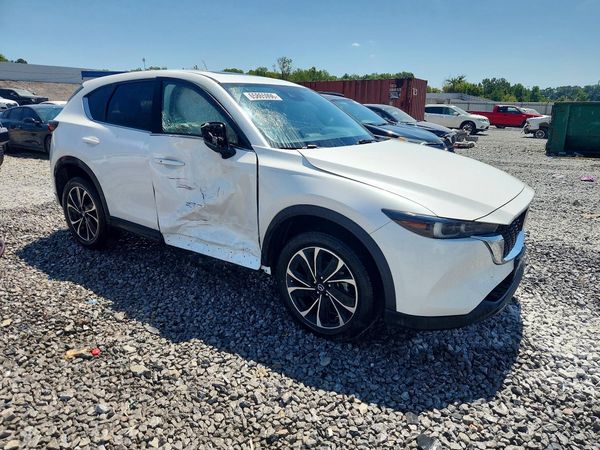 2022 MAZDA CX-5 Premium Package