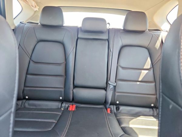 2022 MAZDA CX-5 Premium Package