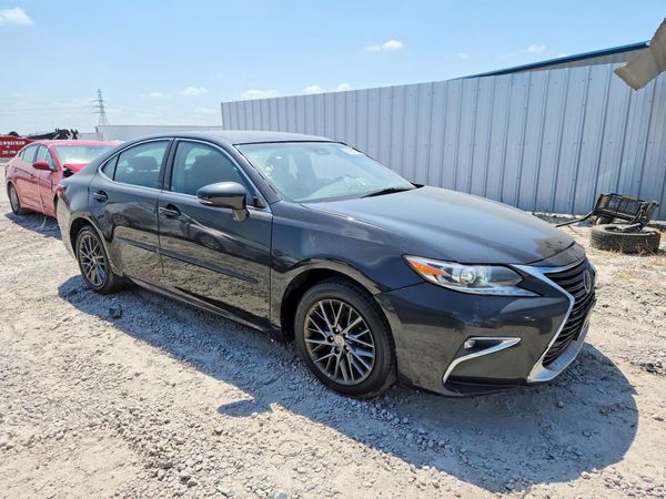 2018 LEXUS ES