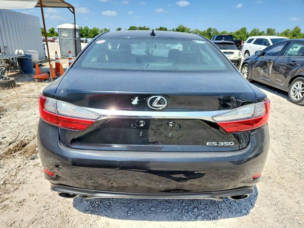 2018 LEXUS ES
